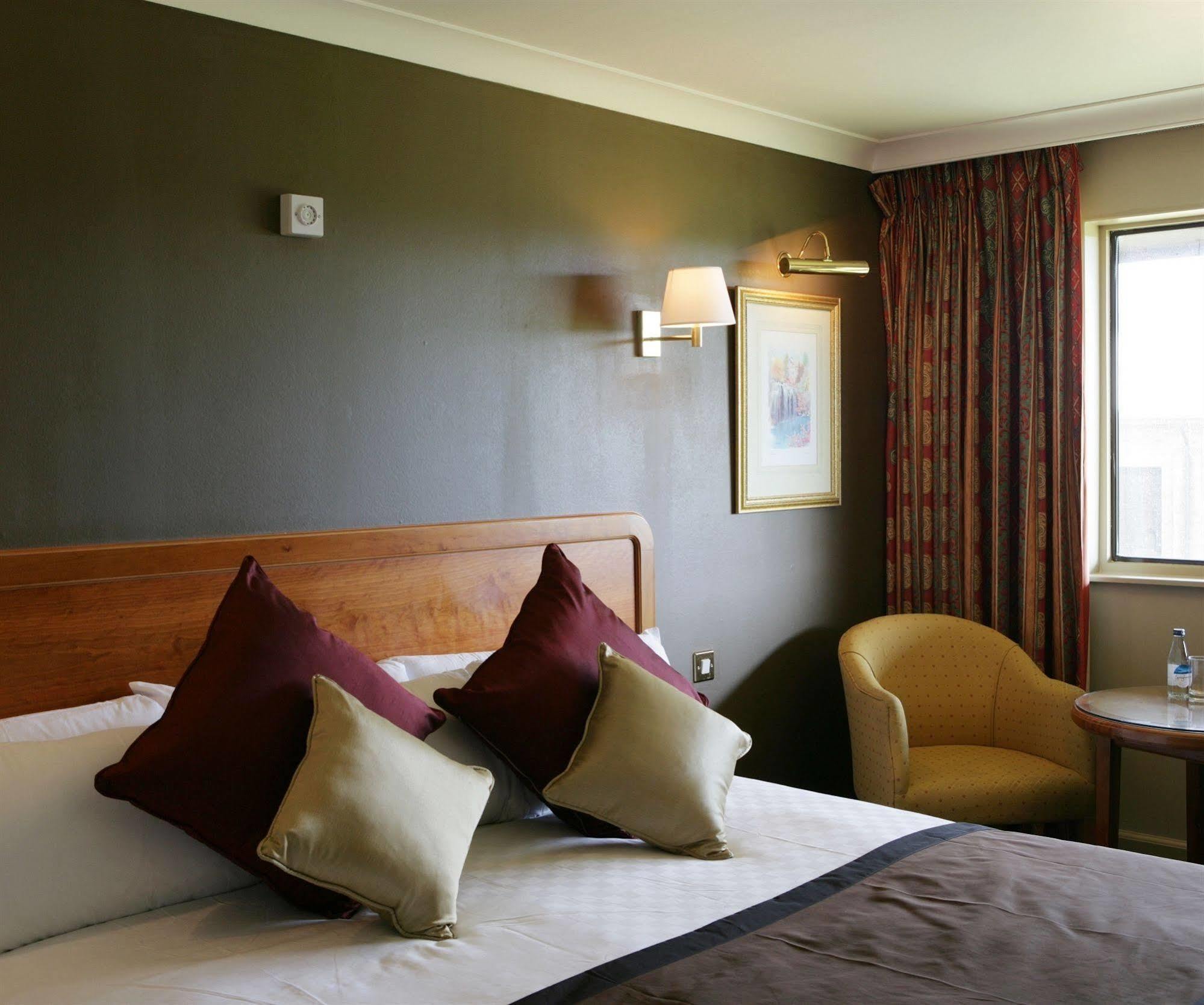 Riverside Lodge Hotel Irvine  Extérieur photo